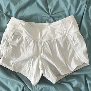 Lululemon speed up low rise lined 2.5 short